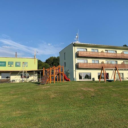 Hotel Devitka Янов Екстер'єр фото